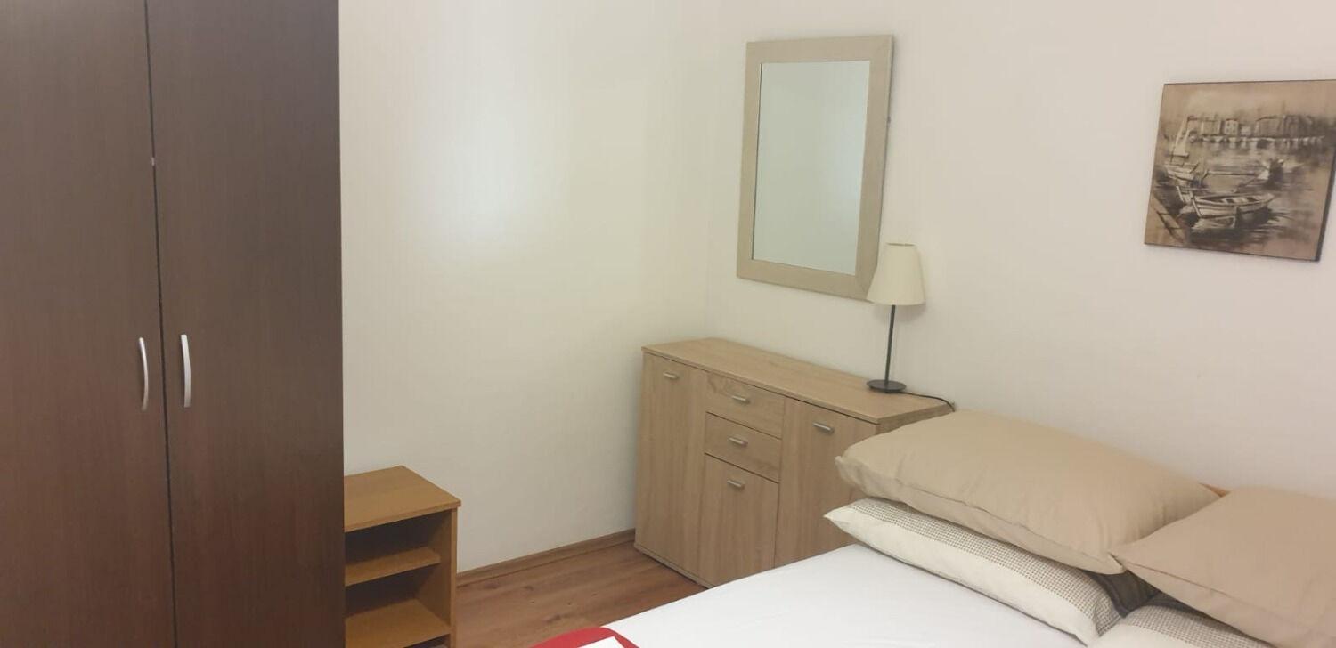 Apartments Biserka - 50 M From Beach โตรกีร์ ภายนอก รูปภาพ