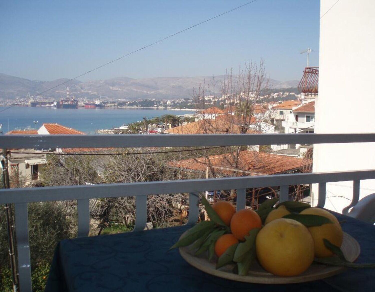 Apartments Biserka - 50 M From Beach โตรกีร์ ภายนอก รูปภาพ